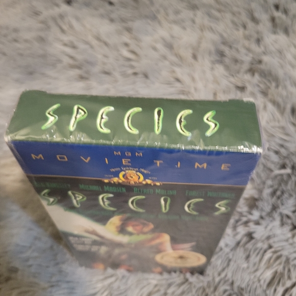 SPECIES VHS Movie (1995) - Picture 9 of 9